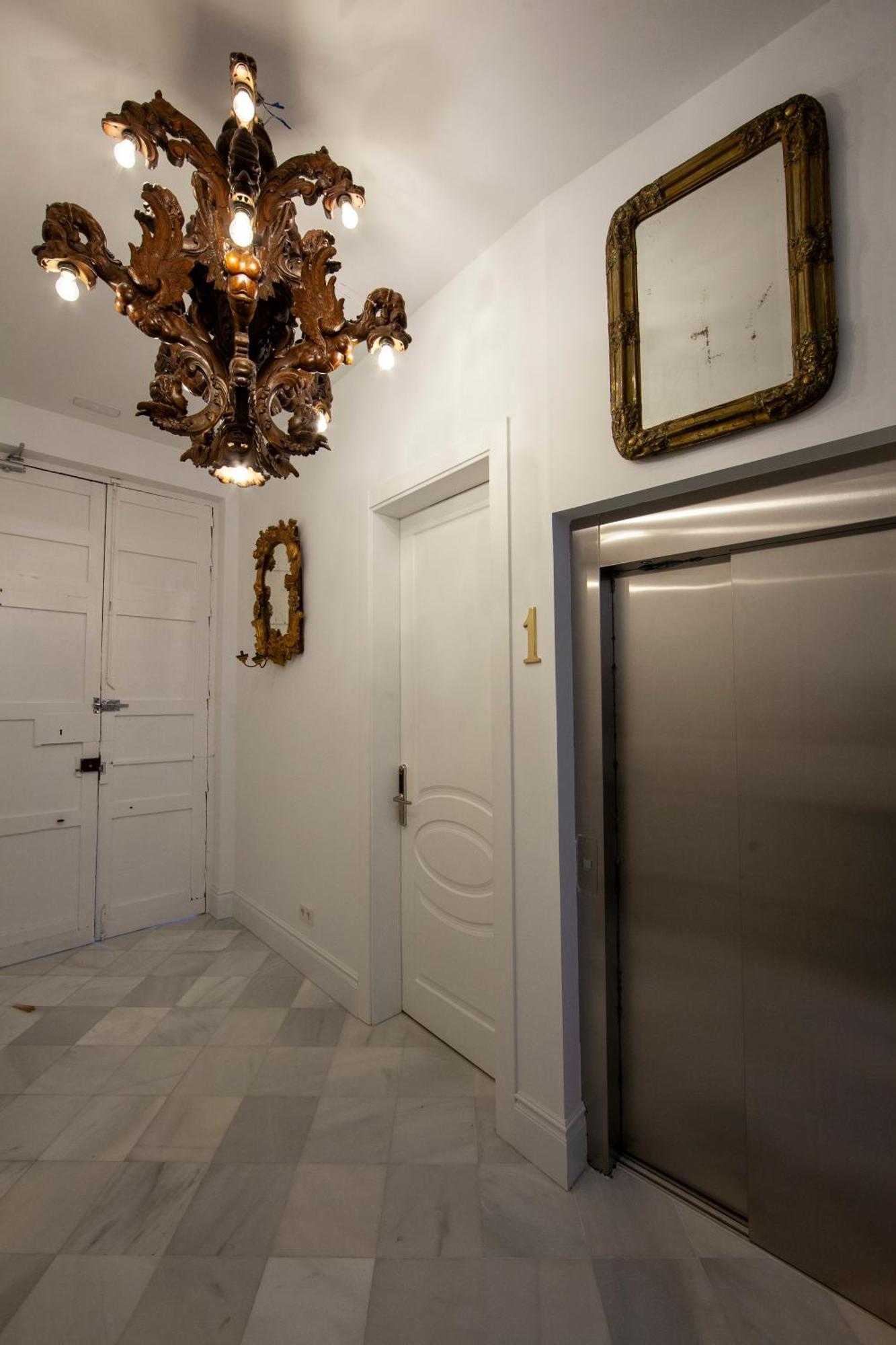 Pries Homes - Little Lotus Malaga Bagian luar foto
