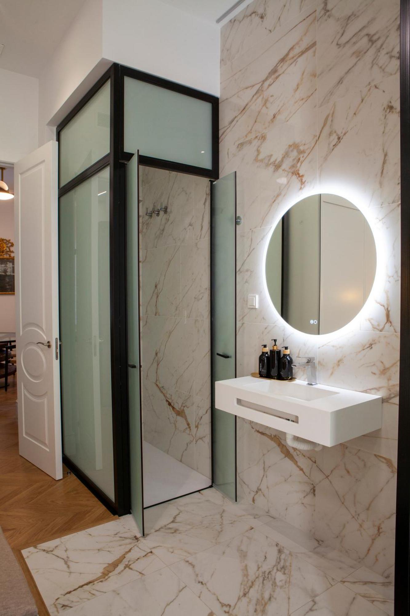 Pries Homes - Little Lotus Malaga Bagian luar foto