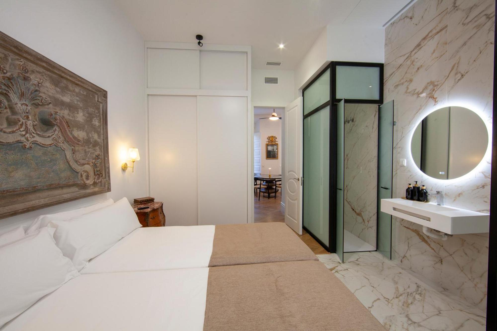 Pries Homes - Little Lotus Malaga Bagian luar foto